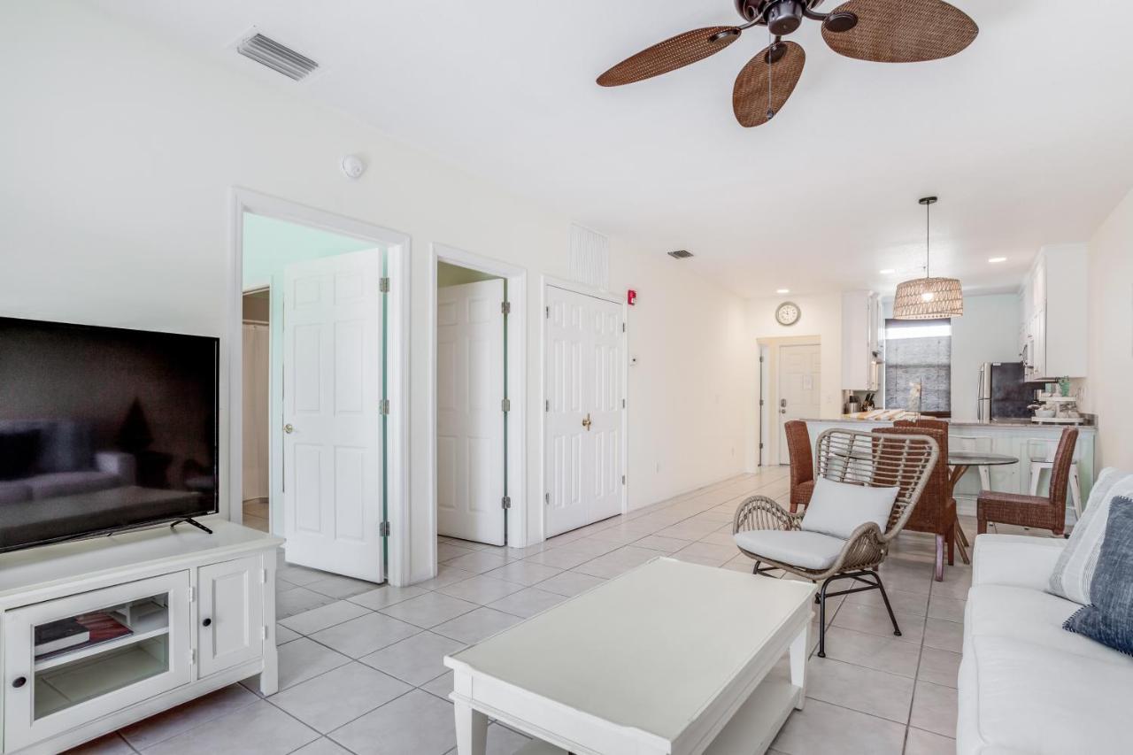 Sunshine On My Shoulders Apartment Marco Island Exterior photo